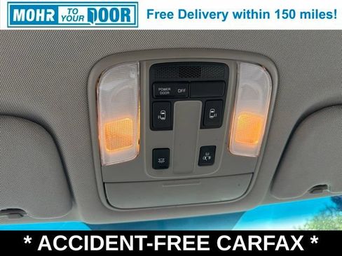 Used 2018 Kia Sedona LX FWD image 32