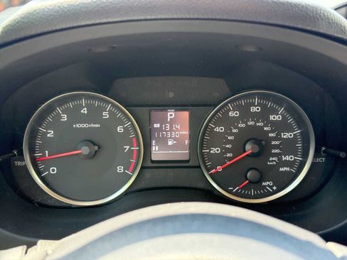 Used 2016 Subaru Crosstrek 2.0i Premium AWD/4WD image 25