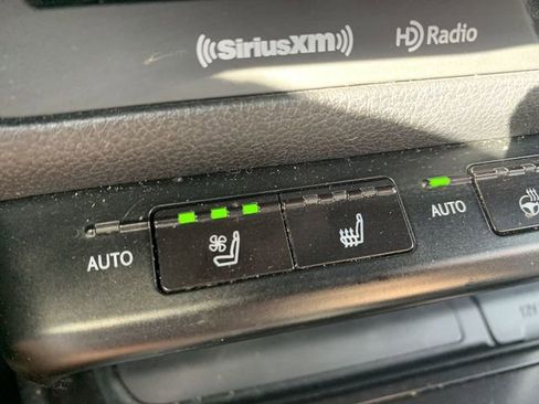 Used 2021 Lexus UX 200 w/ Premium Package FWD image 28