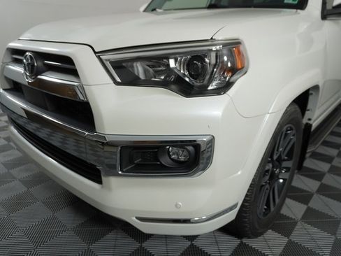 Used 2021 Toyota 4Runner Limited image 11
