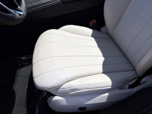 New 2026 Mercedes-Benz E 450 4MATIC Sedan image 20