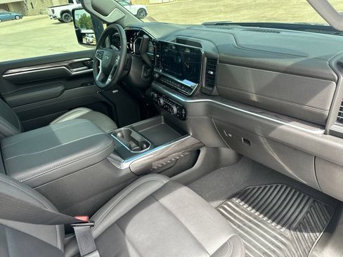 Used 2025 Chevrolet Silverado 2500 LTZ w/ Trail Boss Package AWD/4WD image 27
