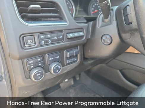 Used 2021 Chevrolet Suburban High Country AWD/4WD image 6