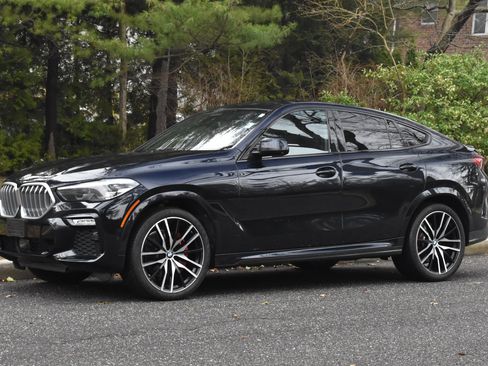 Used 2021 BMW X6 xDrive40i w/ M Sport Package AWD/4WD image 3
