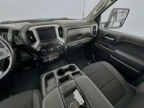 Used 2022 Chevrolet Silverado 2500 LT w/ Convenience Package AWD/4WD image 11