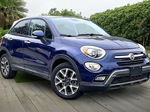 Used 2018 FIAT 500X Trekking image 9