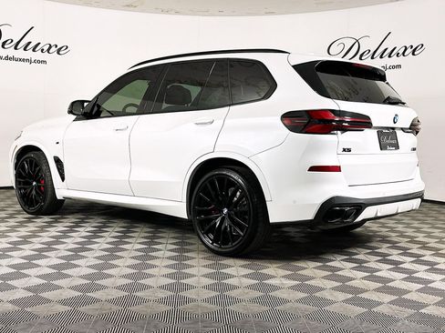 Used 2025 BMW X5 M60i AWD/4WD image 4