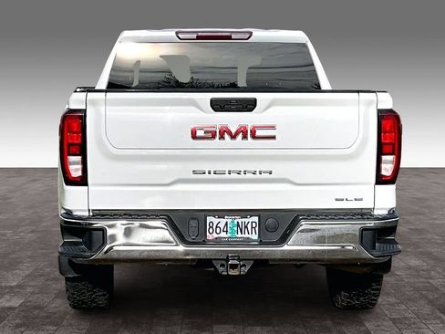 Used 2022 GMC Sierra 1500 SLE AWD/4WD image 6