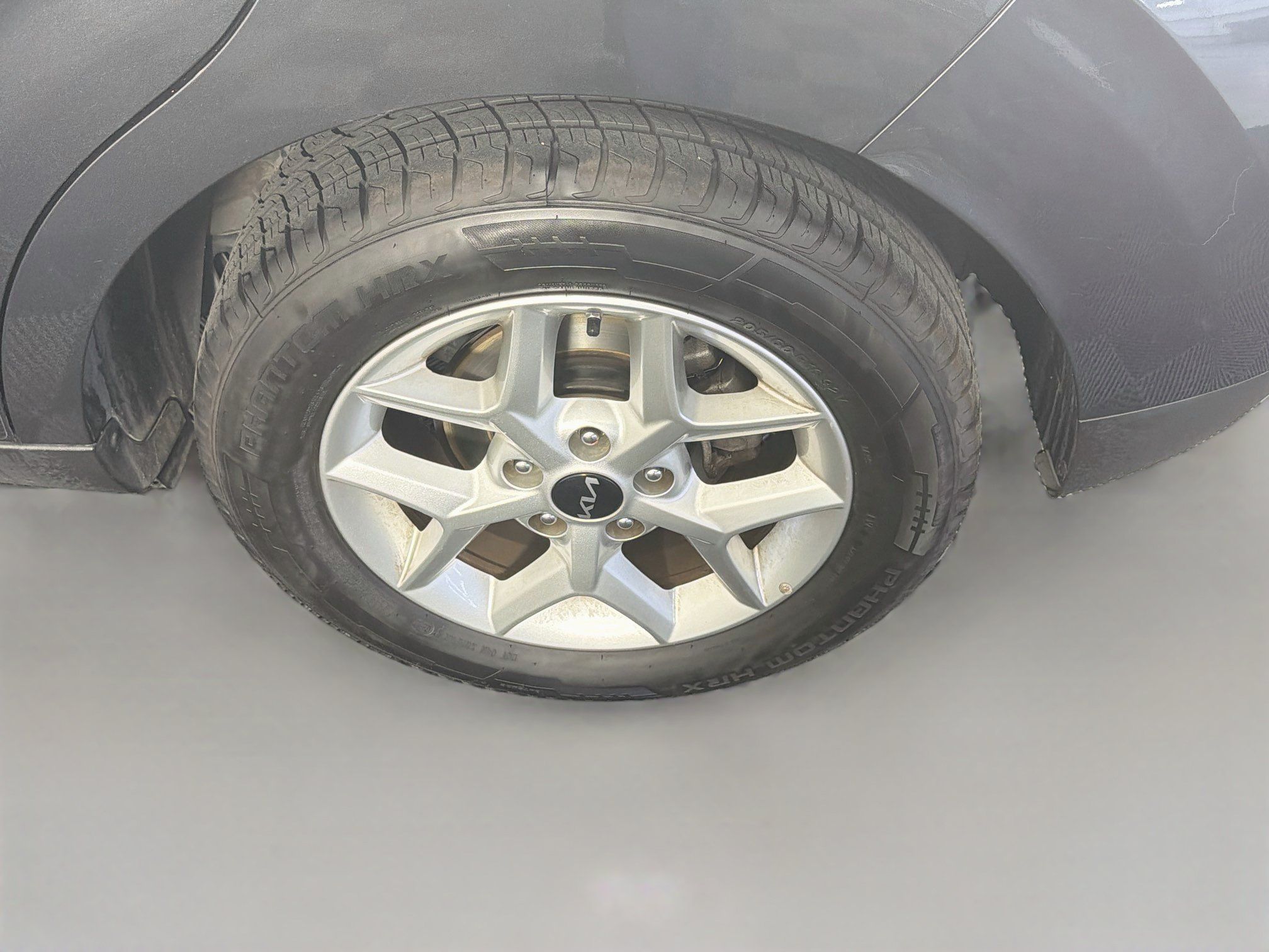 Used 2025 Kia Soul LX w/ LX Technology Package FWD image 11