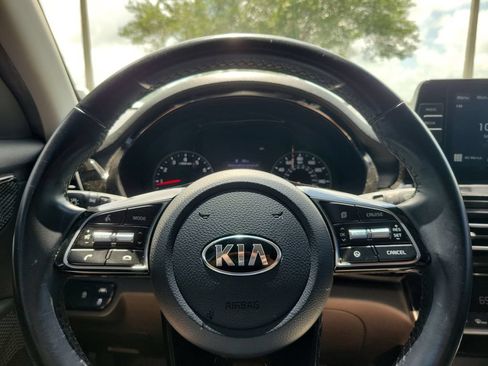 Used 2021 Kia Seltos EX AWD/4WD image 21