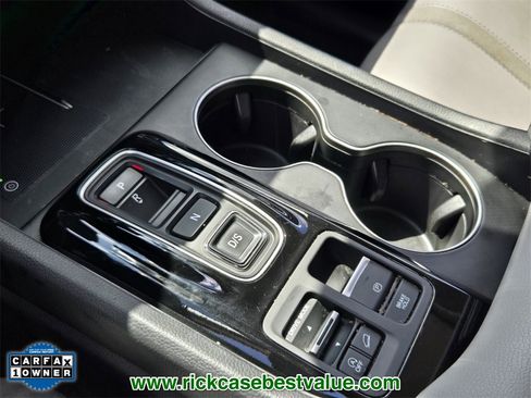 Used 2025 Honda Pilot EX-L image 27