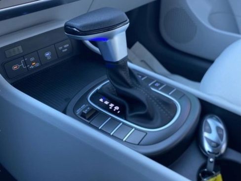 New 2026 Hyundai Kona SE FWD image 24