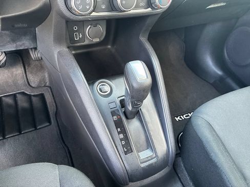 Used 2024 Nissan Kicks S FWD image 15