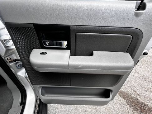 Used 2006 Ford F150 XLT RWD image 19
