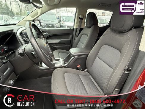 Used 2022 Chevrolet Colorado LT w/ Safety Package image 9