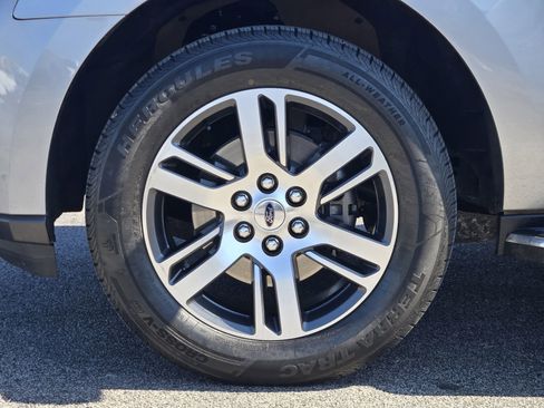 Used 2022 Ford Expedition XLT RWD image 11