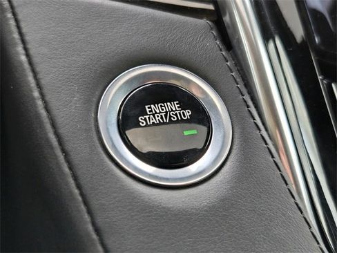 Used 2018 Cadillac Escalade ESV Platinum image 33