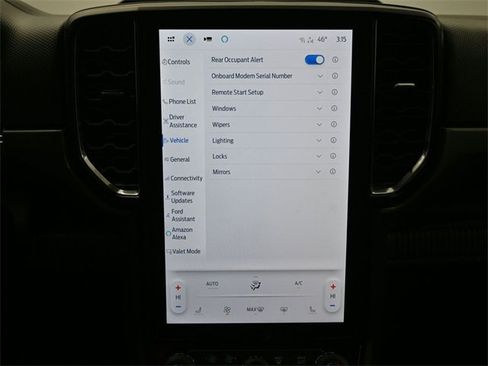 Used 2024 Ford Ranger XLT w/ Technology Package image 16