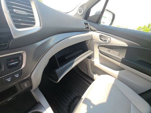 Certified 2017 Honda Pilot EX-L image 19