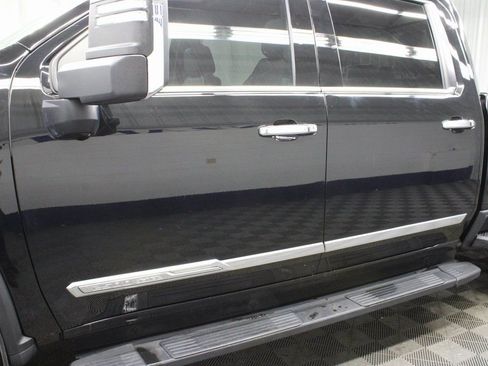 Used 2024 Chevrolet Silverado 2500 High Country image 49