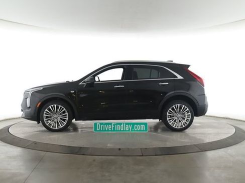 Used 2024 Cadillac XT4 Premium Luxury w/ Technology Package image 9