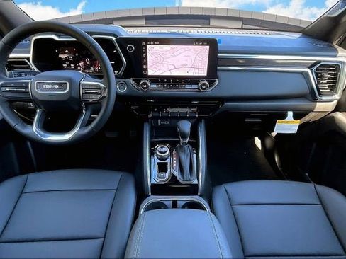 New 2026 GMC Canyon Elevation w/ Convenience Package image 5