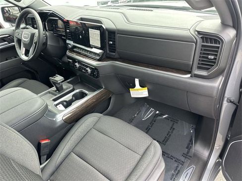 New 2026 GMC Sierra 1500 Elevation w/ LPO, Elevation Black Package image 27