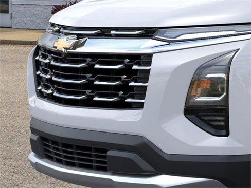 New 2026 Chevrolet Equinox LT w/ Convenience Package II image 13