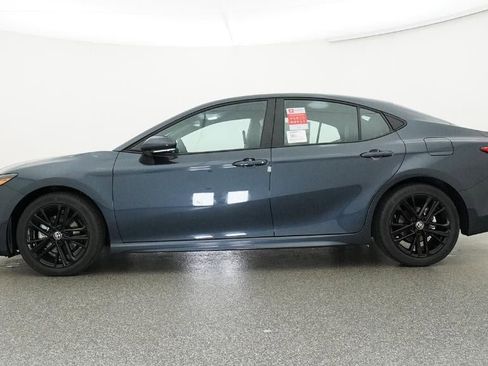 New 2026 Toyota Camry SE image 19