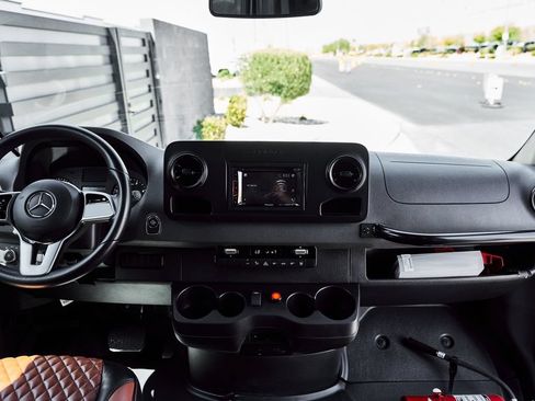 Used 2019 Mercedes-Benz Sprinter 3500 image 52