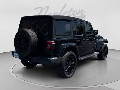 Used 2023 Jeep Wrangler Unlimited Sahara AWD/4WD image 6