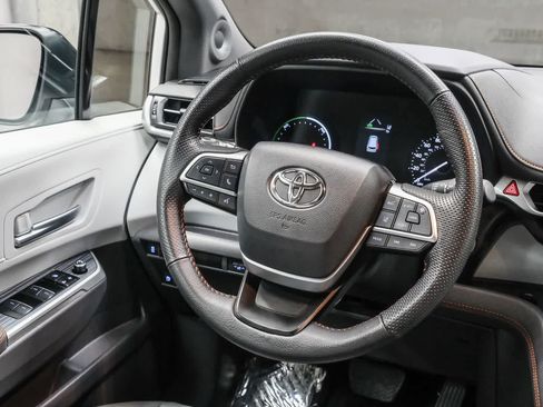Used 2024 Toyota Sienna XSE w/ XSE Plus Package AWD/4WD image 16