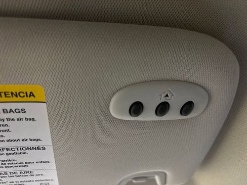 Used 2022 Ford Edge SEL w/ Convenience Package image 27