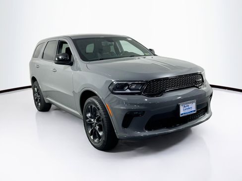 Used 2021 Dodge Durango SXT image 3