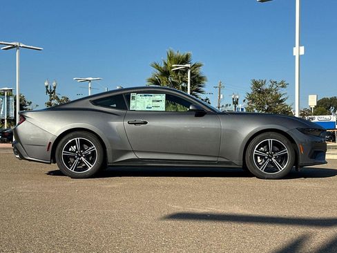 New 2025 Ford Mustang Coupe image 3