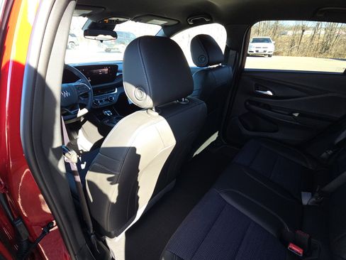 New 2026 Buick Envista Preferred w/ Convenience I Package FWD image 28