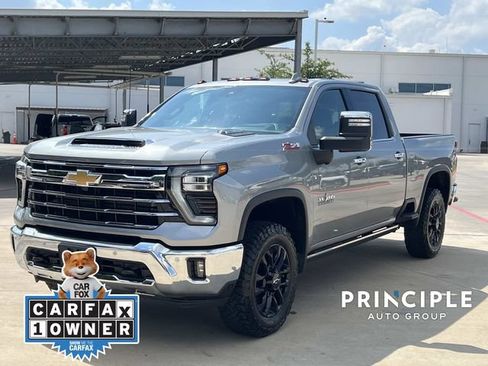 Used 2025 Chevrolet Silverado 2500 LTZ w/ LTZ Premium Texas Edition AWD/4WD image 1