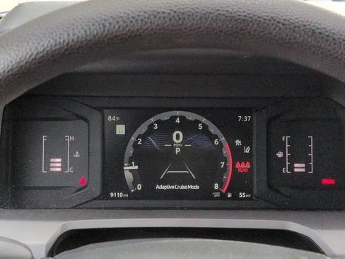 Used 2025 Toyota Tacoma SR5 AWD/4WD image 25