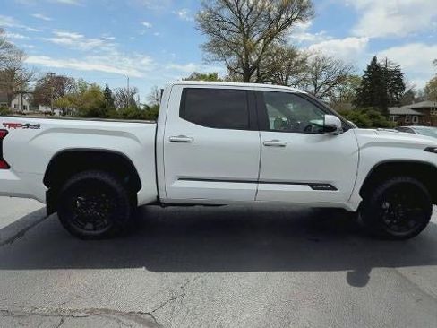 Used 2024 Toyota Tundra Platinum w/ TRD Off-Road Package AWD/4WD image 9