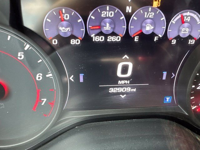 Used 2019 Chevrolet Camaro SS RWD image 7