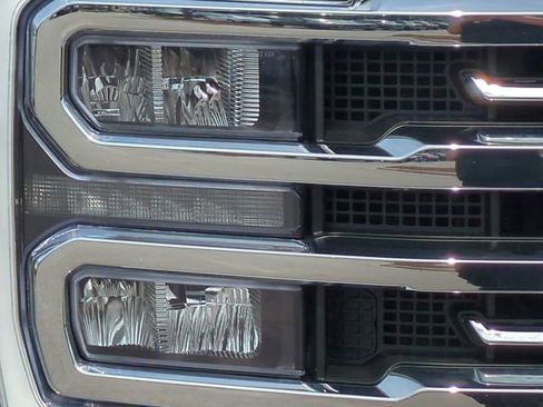 Used 2024 Ford F250 Lariat w/ Lariat Ultimate Package image 10