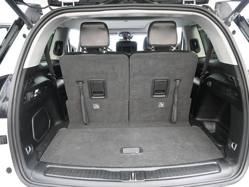 Used 2022 Jeep Grand Cherokee L Limited image 11