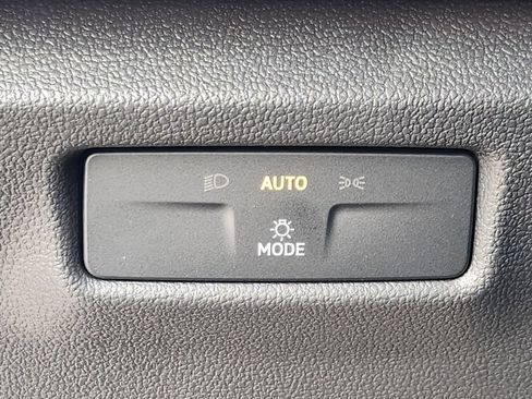 New 2026 Volkswagen Tiguan SE R-Line AWD/4WD image 12