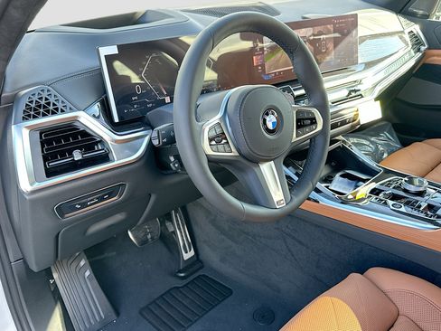 New 2027 BMW X7 xDrive40i image 7