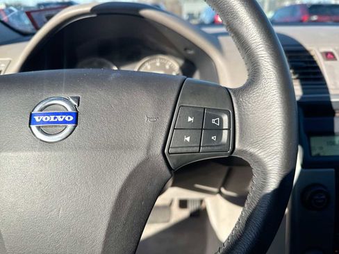 Used 2005 Volvo V50 T5 image 26