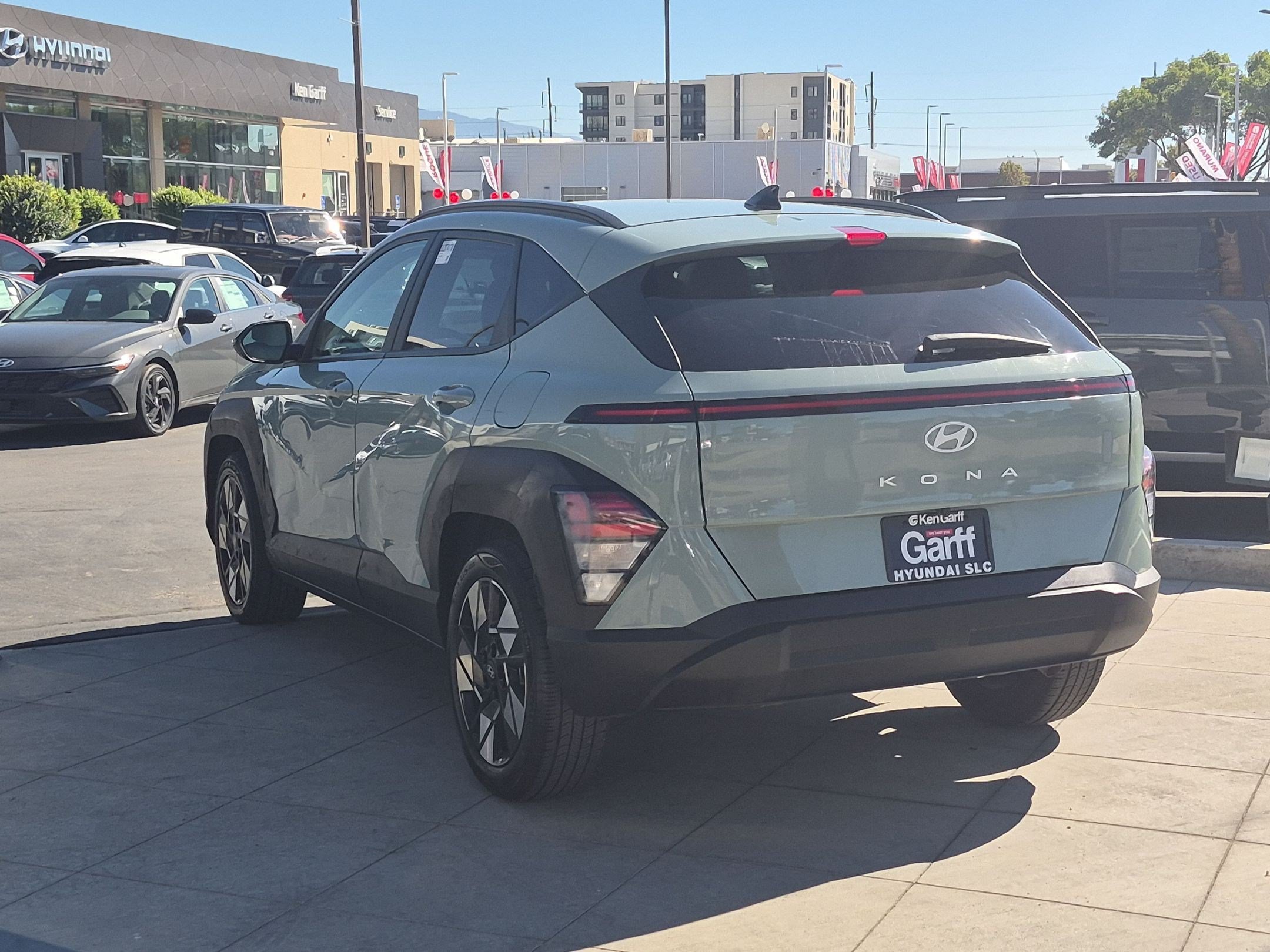 Used 2025 Hyundai Kona SEL FWD image 7