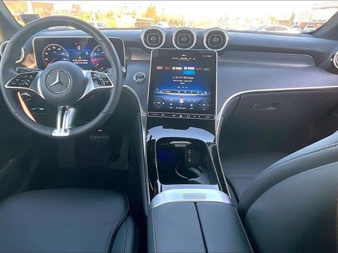 Used 2026 Mercedes-Benz GLC 300 4MATIC image 13