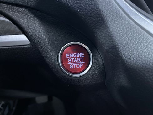 Used 2018 Acura TLX FWD image 8