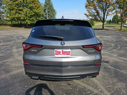 Used 2023 Acura MDX A-Spec AWD/4WD image 5