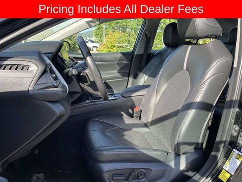 Used 2024 Toyota Camry XSE FWD image 20